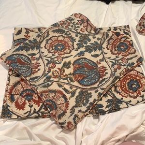 Pottery Barn Haylie Printed Pillow Covers (4)